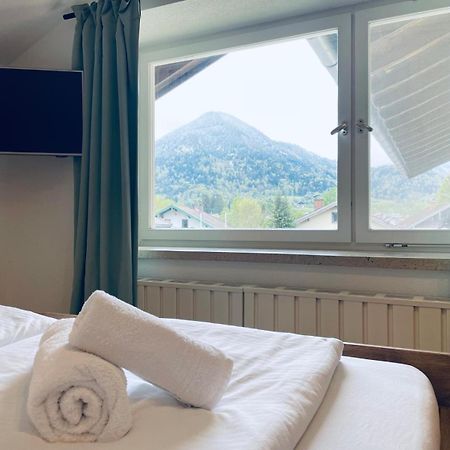 Kleines Nest Mit Bergblick Apartment Unterwossen Bagian luar foto