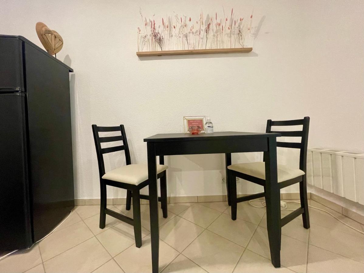 Kleines Nest Mit Bergblick Apartment Unterwossen Bagian luar foto