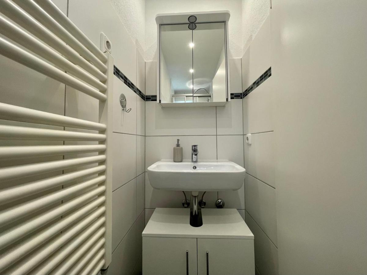 Kleines Nest Mit Bergblick Apartment Unterwossen Bagian luar foto