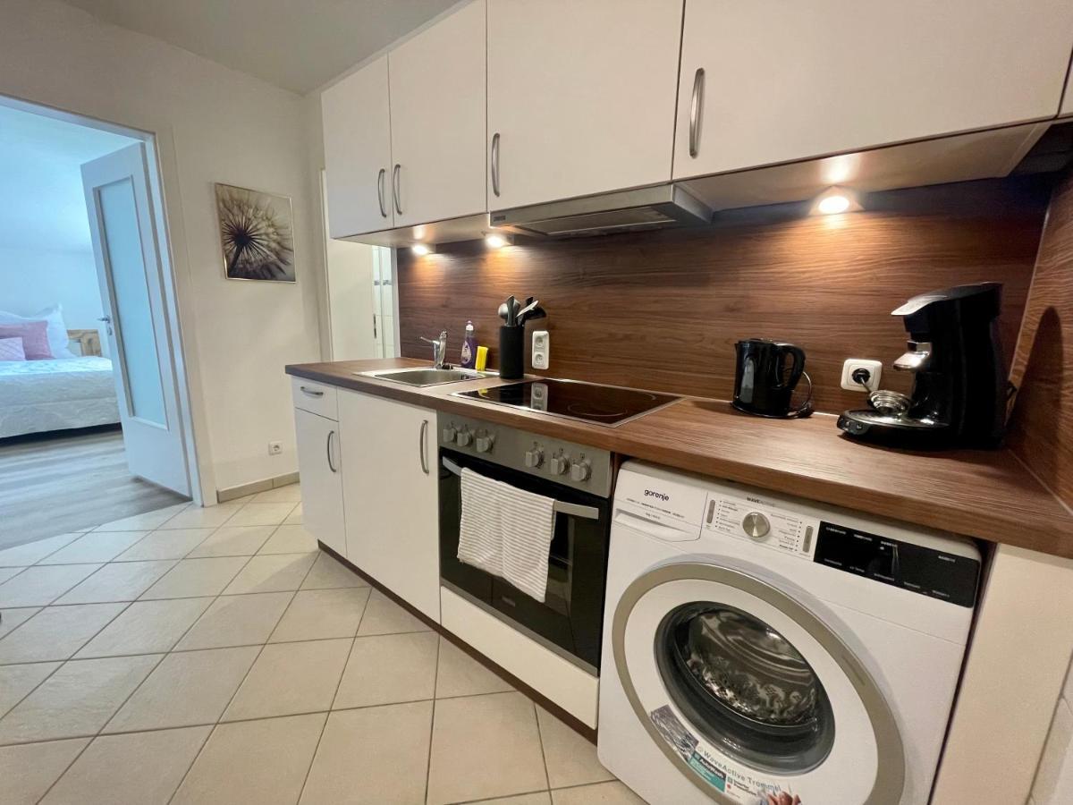 Kleines Nest Mit Bergblick Apartment Unterwossen Bagian luar foto