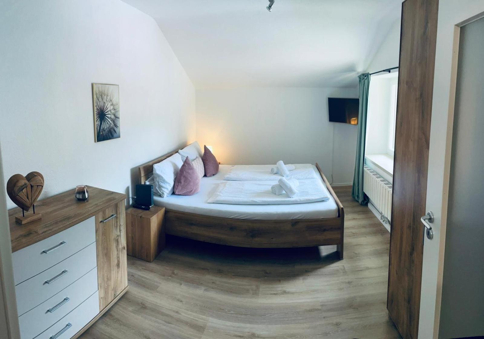 Kleines Nest Mit Bergblick Apartment Unterwossen Bagian luar foto