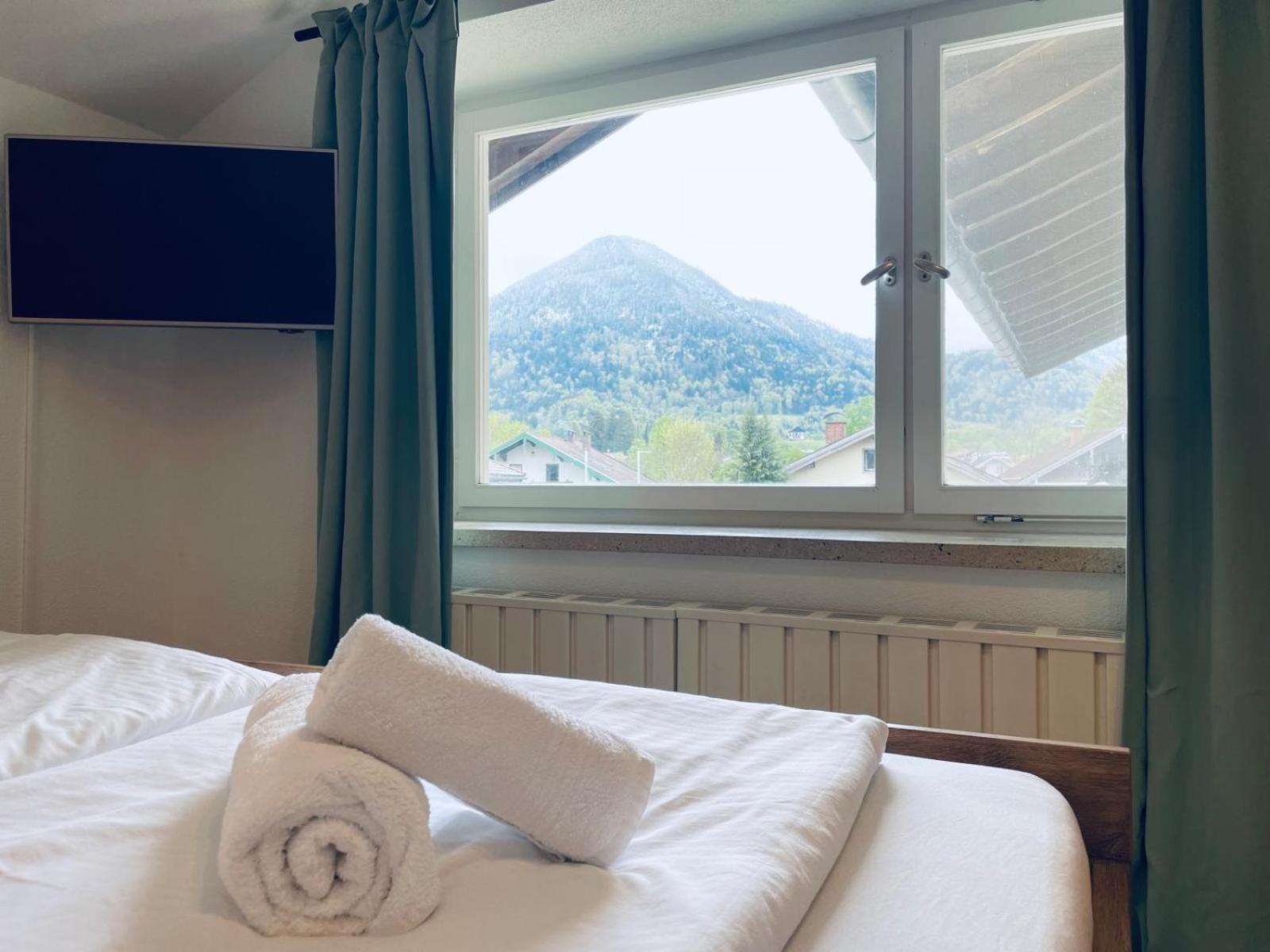 Kleines Nest Mit Bergblick Apartment Unterwossen Bagian luar foto